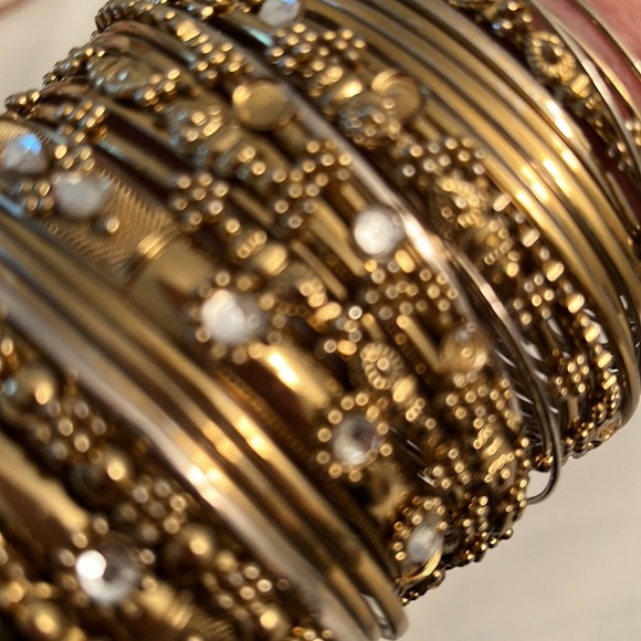 Designer Stackable Bracelets / Gold or Silvertone - NWT - Picture 13 of 15